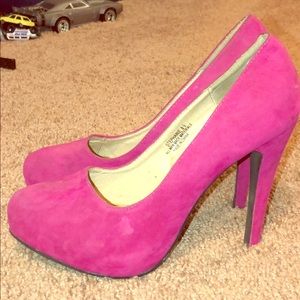 Stephanie Heels